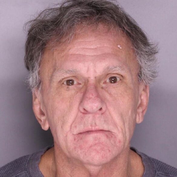 Felon busted in bensalem after trying to sell guns and meth to undercover cops - photo licensed by shore news network.