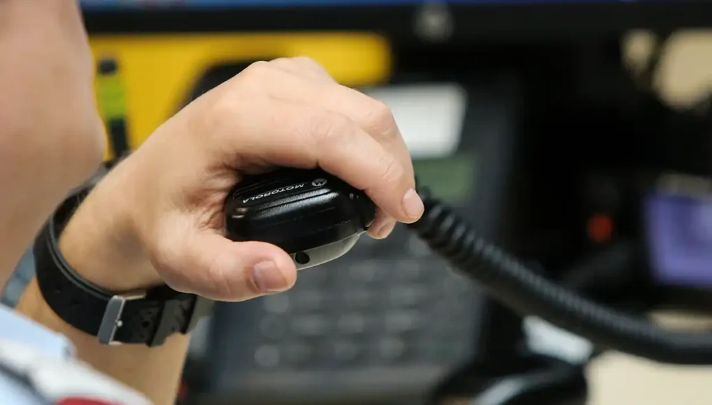 Lakewood dispatcher guides emergency birth before officers arrive