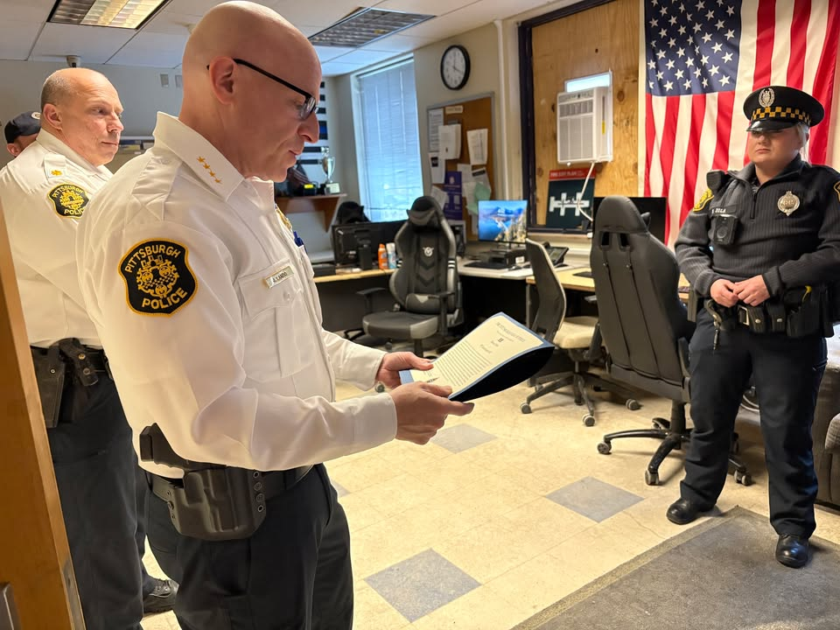 Pittsburgh officers honored for stopping knife wielding suspect