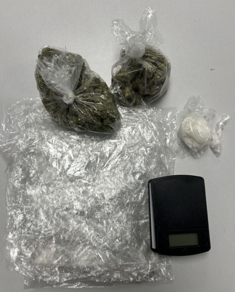 Mercedes parking lot meetup ends in drug arrest