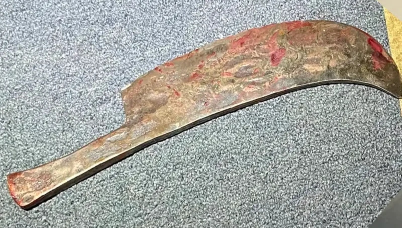 Mantua man finishes clearing snow off car to find grandfather stabbing wife and mother-in-law with meat cleaver Mantua man finishes clearing snow off car to find grandfather stabbing wife and mother in law with meat cleaver