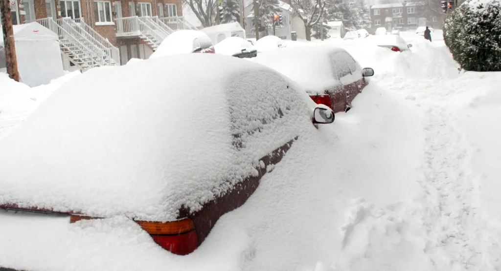 Power outages top 100000 in New Jersey as blizzard continues to dump snow across region