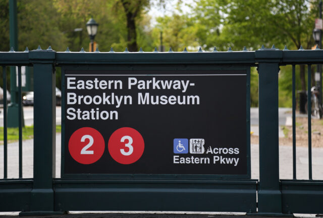 Subway rider exposed himself in front of young girl on brooklyn 2 train