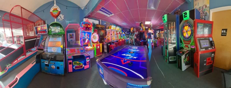 Arcade opens in brick with ribbon cutting led by township officials