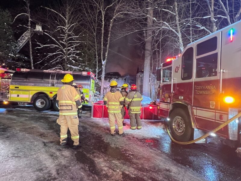 Man accused of setting Pinecrest Lake townhouse fire while killing spiders police say