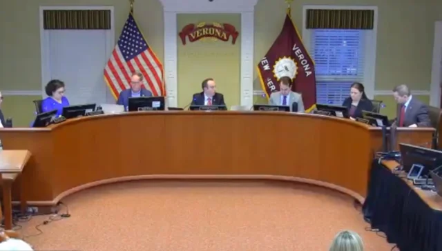 Verona council advances budget, debates surplus strategy and local ordinances