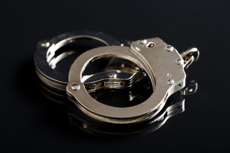 Englewood man accused of punching car wash worker surrenders in south hackensack, held in jail