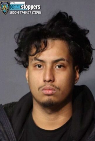Queens gunman sought after deadly early morning shooting