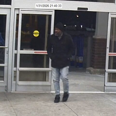 Walmart thief wheels out computers to waiting u-haul truck