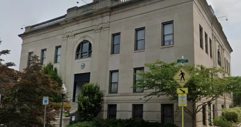 Cumberland man arrested after disruption at city hall meeting