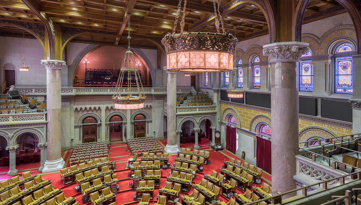 New York lawmakers continue budget fight over housing and migrant funding