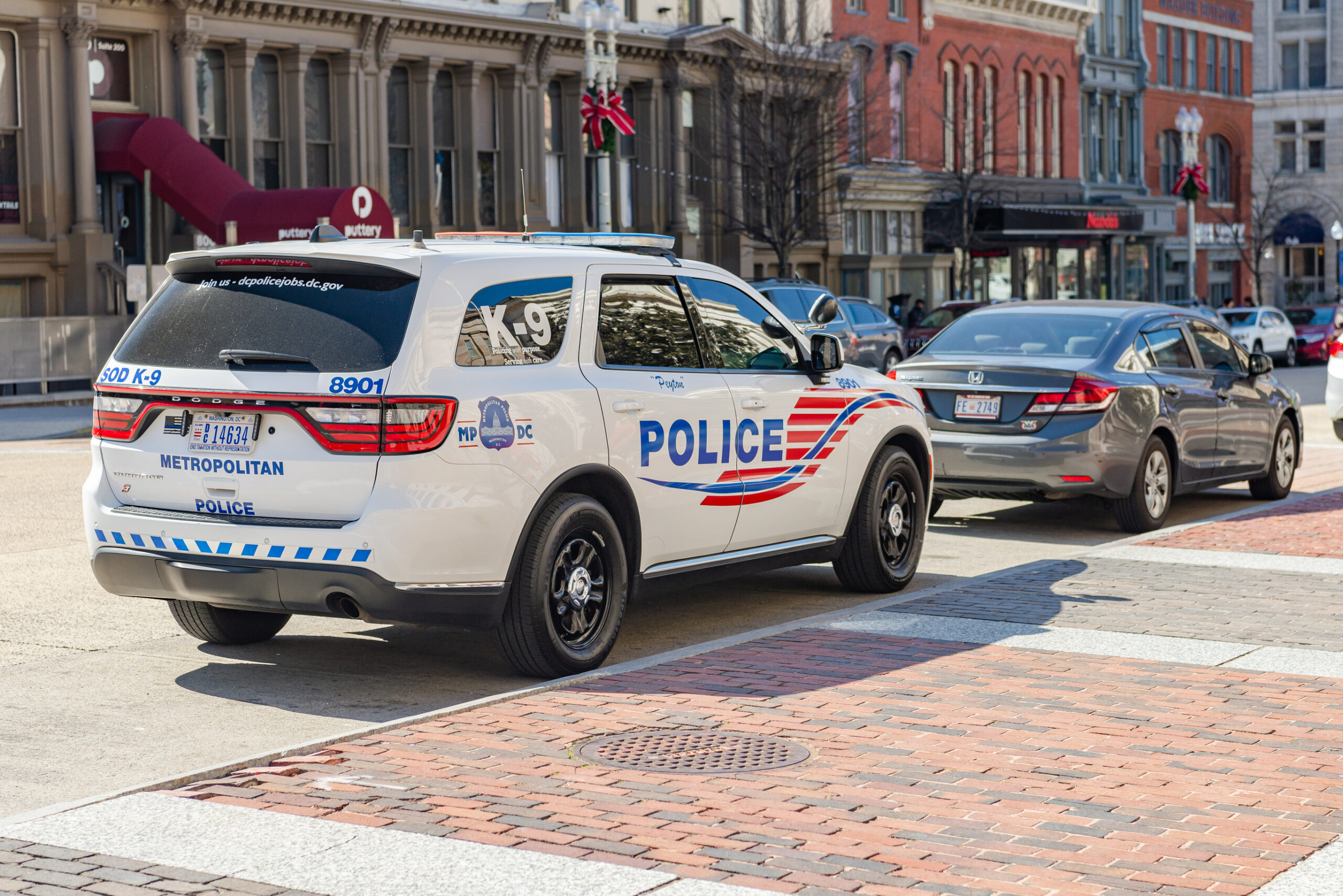 Fatal crash at busy DC intersection leaves rider dead