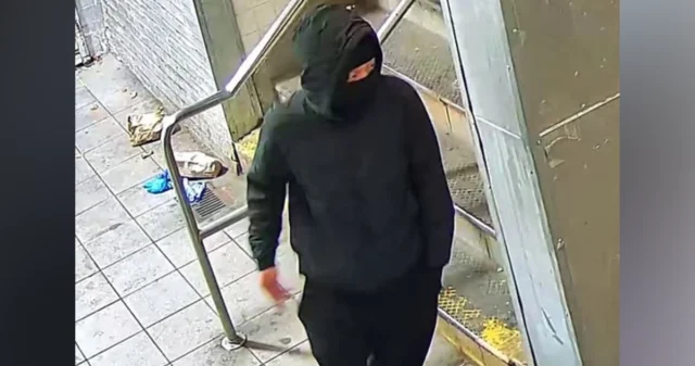 Queens subway groping incident prompts search for suspect in jackson heights