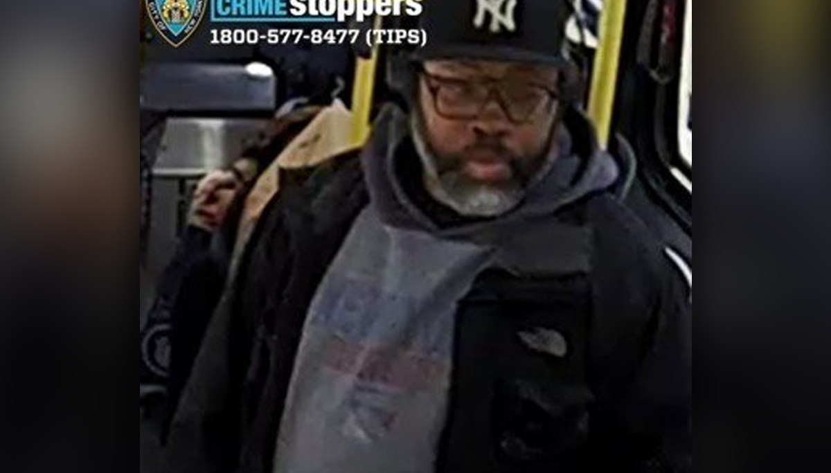 Elderly Man Punched, Choked on M4 Bus in Harlem; NYPD Seeks Suspect