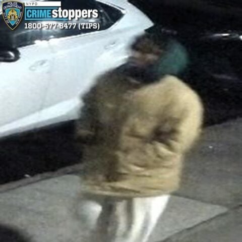 Hell’s kitchen robbery leaves 53-year-old man beaten, stripped of valuables