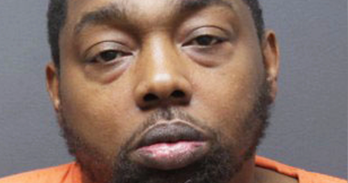 Newport News police search for husband in fatal Deputy Lane shooting