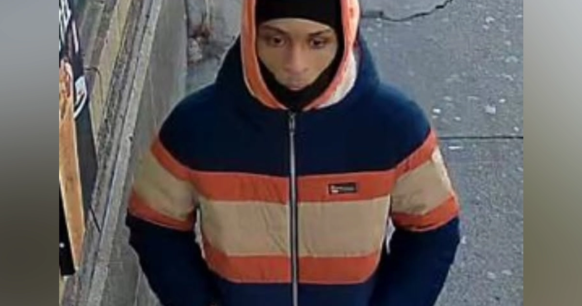 NYPD searches for suspect in Bronx double stabbing near Mount Eden Parkway