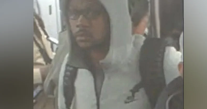 Nypd seeks suspect in subway slashing at union square station
