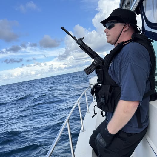 Toms river firefighter, emt identified as gunman in shootout with police in south toms river Toms river firefighter, emt identified as gunman in shootout with police in south toms river