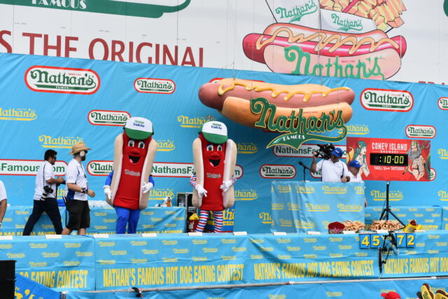 Joey chestnut’s return to nathan’s contest moves forward despite indiana battery conviction
