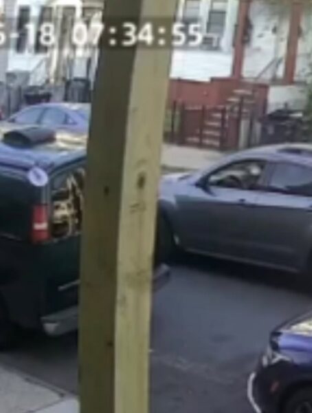 Newark police search for suspect accused of stealing e-bike from norwood street home
