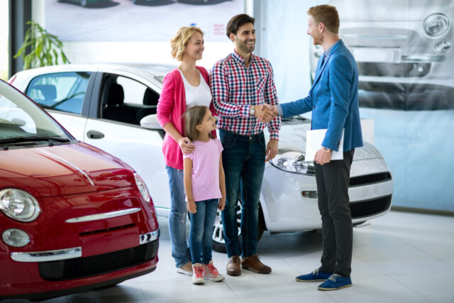 Fake bank reps targeting car dealerships spark urgent police warning