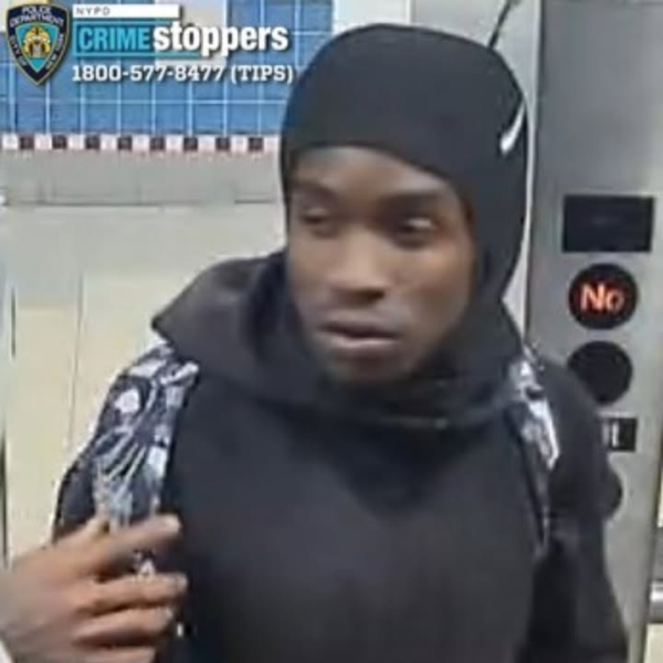 Brutal train robbery leaves victim beaten and without backpack Brutal train robbery leaves victim beaten and without backpack