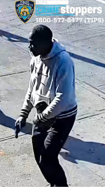 Subway cellphone robbery turns brutal as gunmen pistol whip victim on brooklyn platform