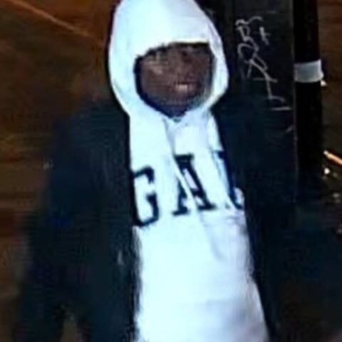Gunpoint robbers swipe $2. 7k in brooklyn street holdup
