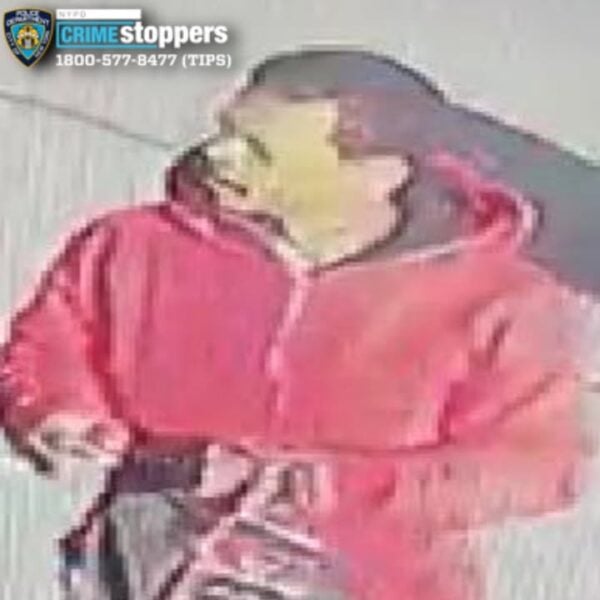 Pepper spray attack on elderly men sparks hunt for suspect in queens