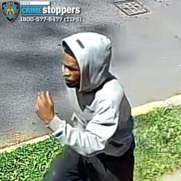 Two suspects sought after 68-year-old man robbed of necklaces in bronx