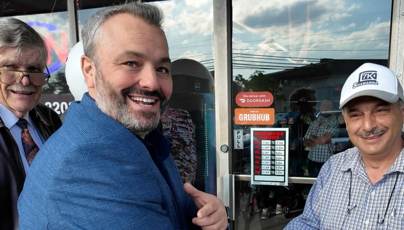 Toms river, mayor rodrick welcomes new shawarma restaurant on fischer boulevard