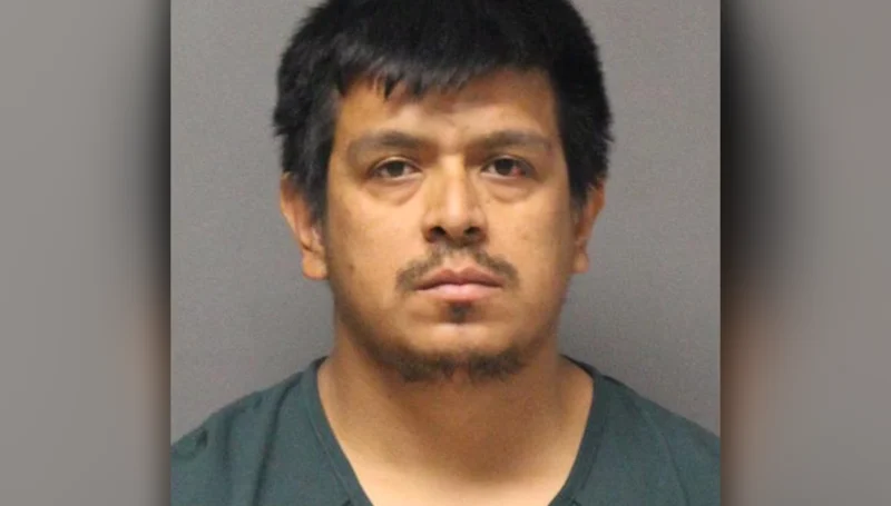 Ocean county man with ice detainer accused of strangling domestic violence victim, facing child abuse charges