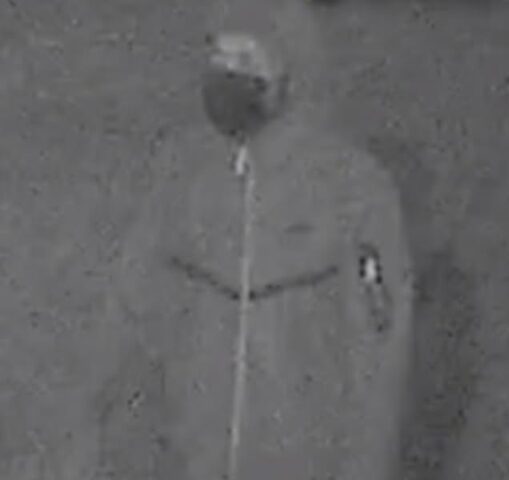 Gunmen sought after 23-year-old fatally shot outside bronx building