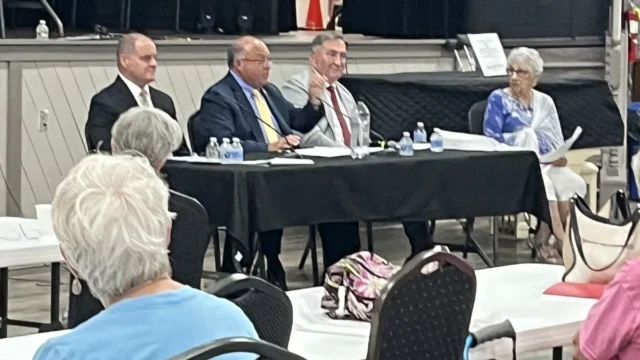 Berkeley township officials join state lawmakers for legislative meeting at holiday city berkeley