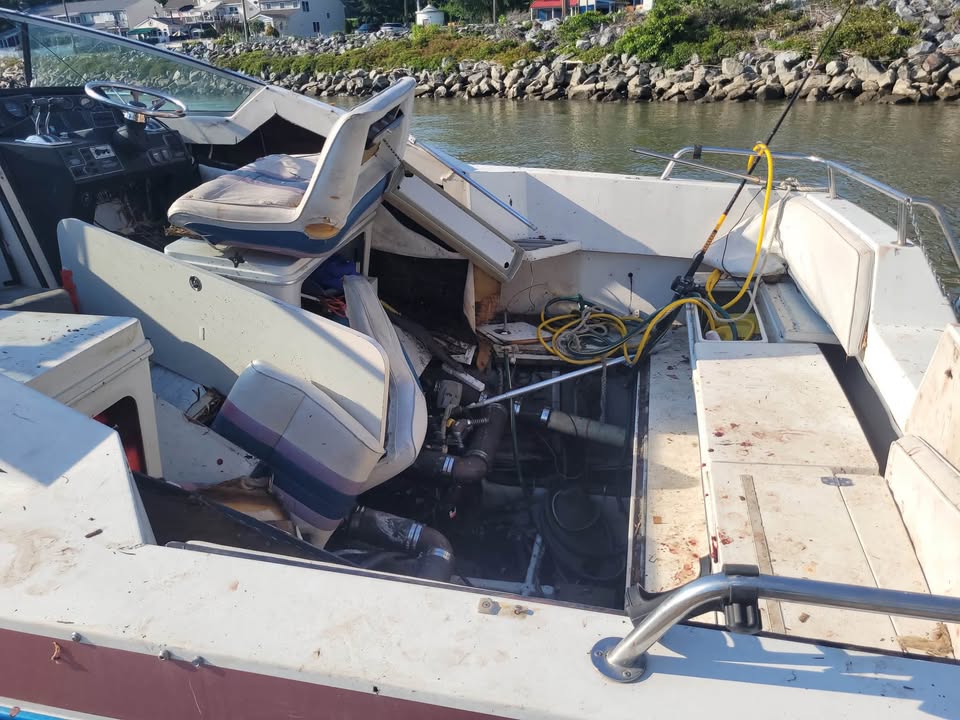 Boat explosion at schaefer's canal house in cecil county injures nine people
