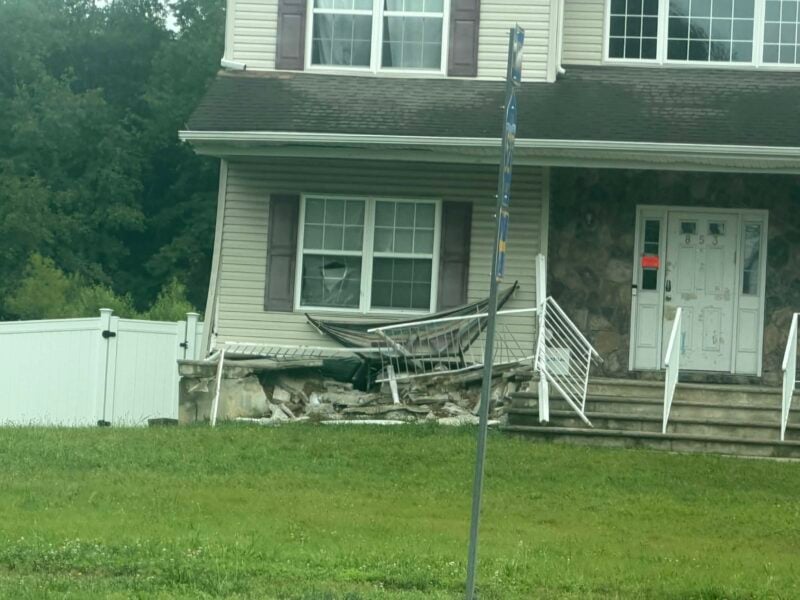 Bus crashes into jackson home after crossing busy east veterans highway intersection Bus crashes into jackson home after crossing busy east veterans highway intersection