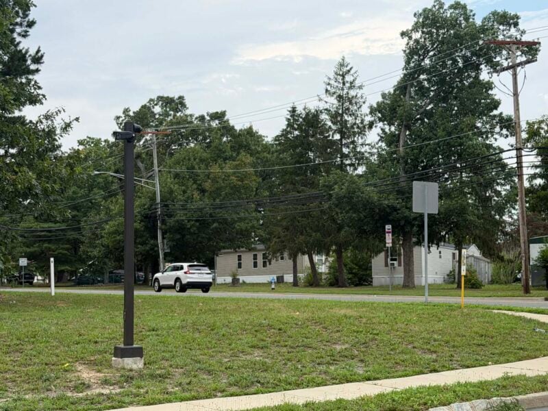 Controversial flock license plate scanners are collecting driver data at two jackson intersections Controversial flock license plate scanners are collecting driver data at two jackson intersections