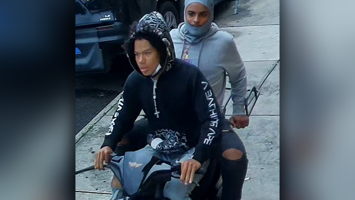 Hammer-wielding robbery suspects sought after moped stolen in queens, nypd says