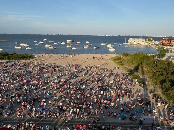 Toms river summer concert series and fireworks continues tuesday with garden state radio at shelter cove