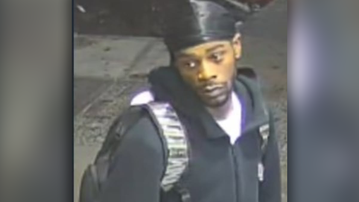 Gunman sought after man shot near sutphin boulevard and 95 avenue in queens