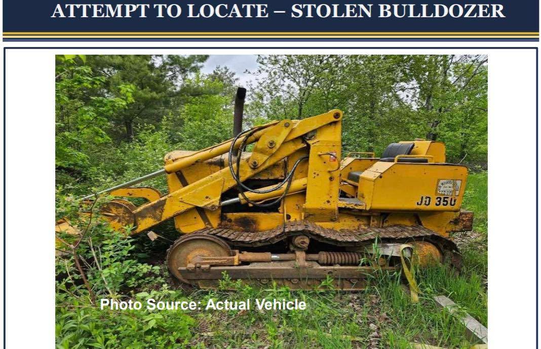 Distinctive john deere bulldozer reported stolen in new york