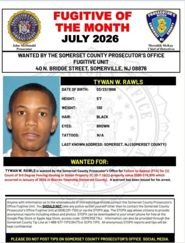 New jersey fugitive wanted after missing court in stolen property case
