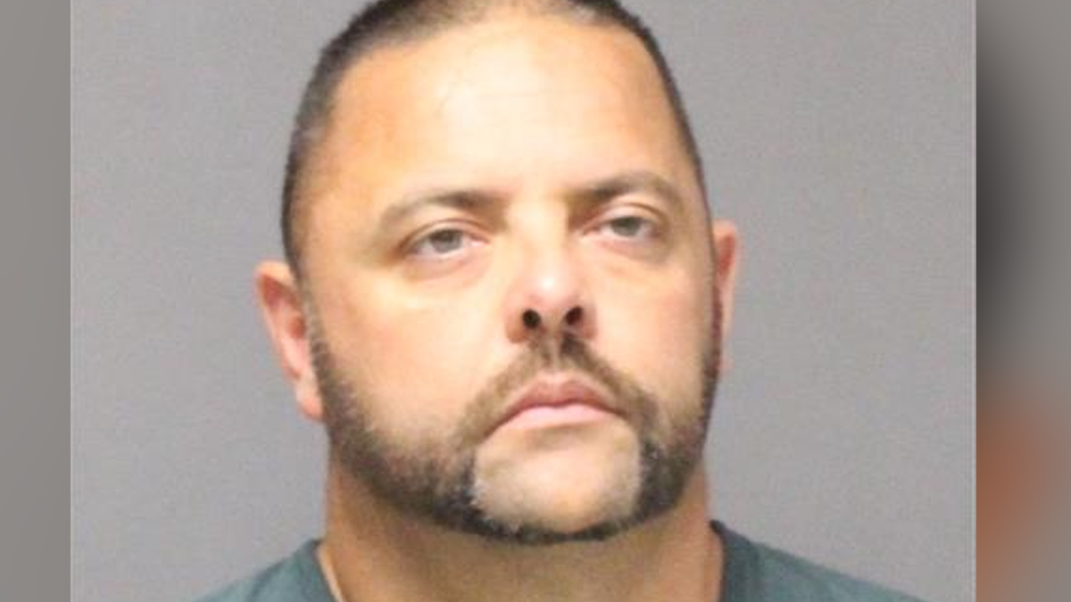 Toms river's infamous 'blue line' painter david giordano back in jail