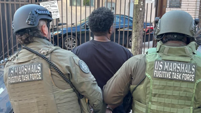 Fugitive wanted for new jersey double shooting captured in philadelphia