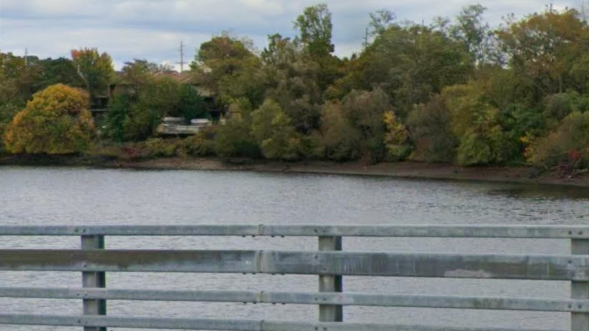 10-year-old boy dies after saving sister as search continues for missing girl in passaic river