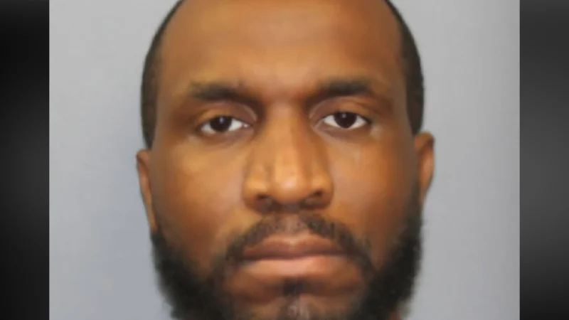 Man forces his way into woman's new jersey motel room before robbing and assaulting her Man forces his way into woman's new jersey motel room before robbing and assaulting her