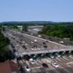 Bergen Toll Plaza: Morning commuters faced delays on the Garden State Parkway and New Jersey Turnpike as crashes and a disabled vehicle slowed traffic across parts of North and Central New Jersey.
