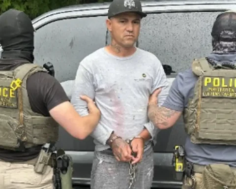 ICE officers arrested Brazilian fugitive Maycon Souto Dos Reis at Westborough District Court in Massachusetts during a targeted enforcement operation after authorities said he was wanted for an aggravated murder conviction in Brazil.