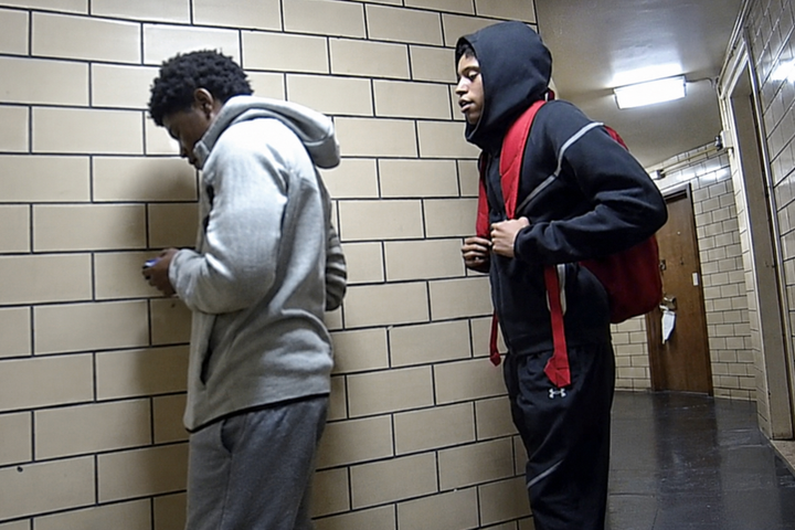 NYPD detectives are asking the public to identify two people wanted in connection with a robbery pattern investigated by Brooklyn’s 84th Precinct.